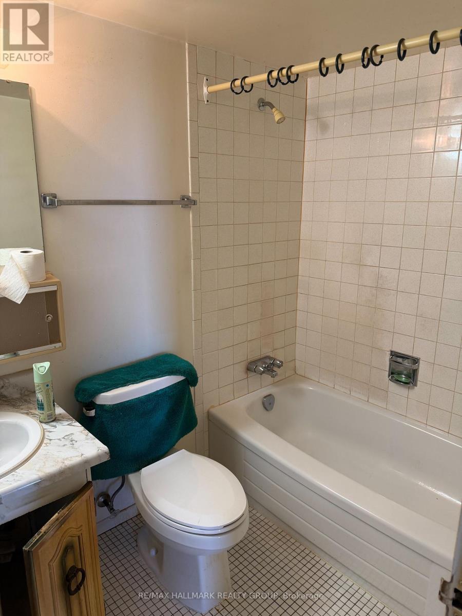 1007 - 665 Bathgate Drive, Ottawa, Ontario  K1K 3Y4 - Photo 14 - X12450653