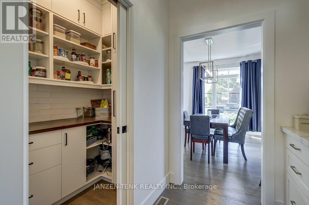 8476 Imperial Road S, Malahide, Ontario  N5H 2R2 - Photo 12 - X12471040