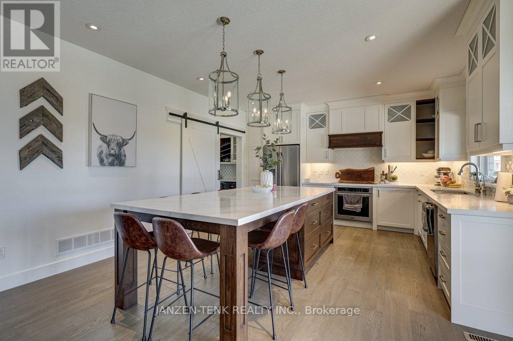 8476 Imperial Road S, Malahide, Ontario  N5H 2R2 - Photo 15 - X12471040