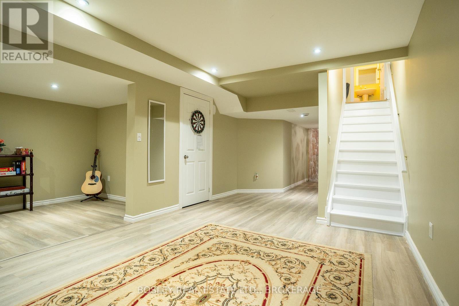 58 Chloe Street, St. Catharines (E. Chester), Ontario  L2P 0A5 - Photo 18 - X12471043