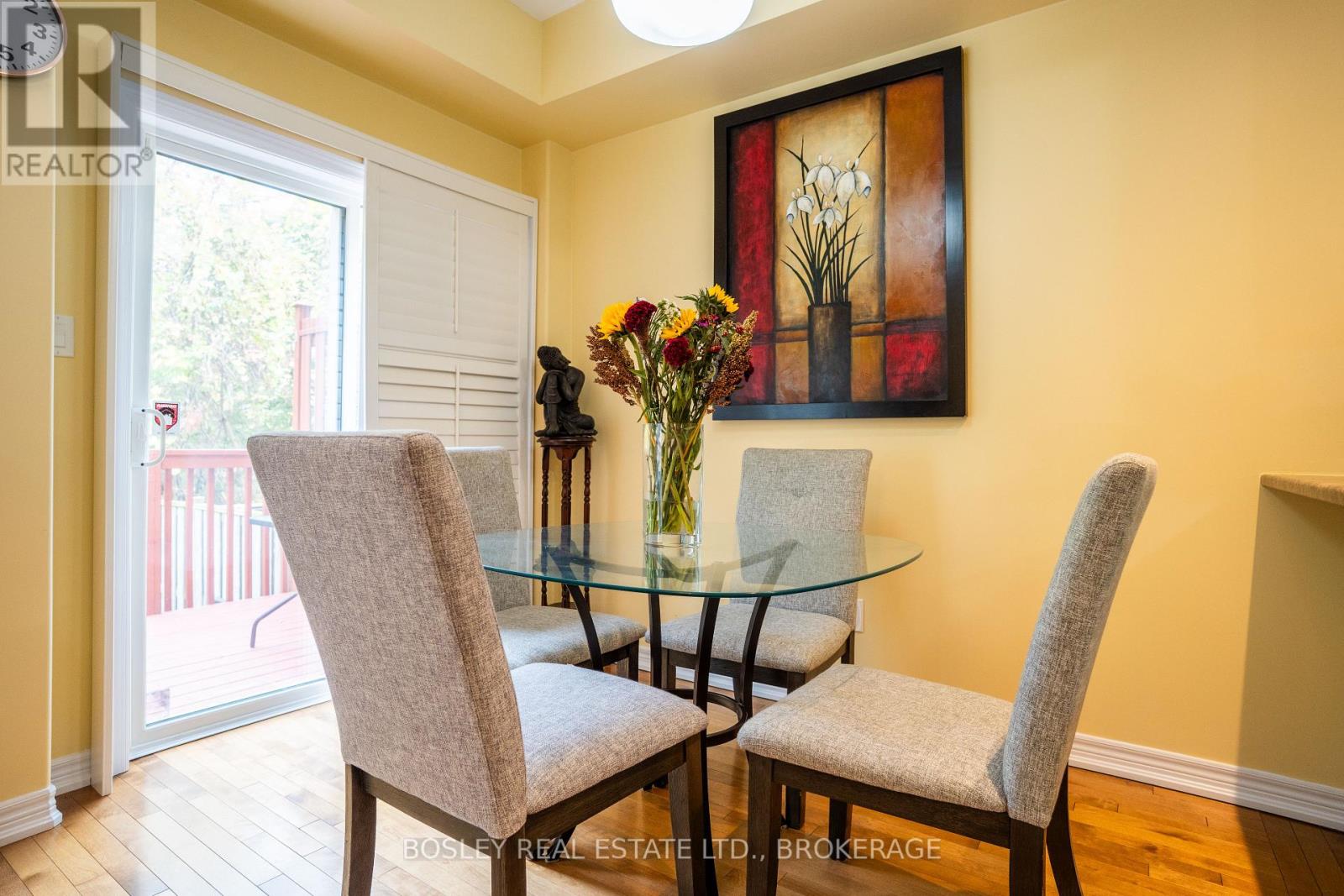 58 Chloe Street, St. Catharines (E. Chester), Ontario  L2P 0A5 - Photo 6 - X12471043
