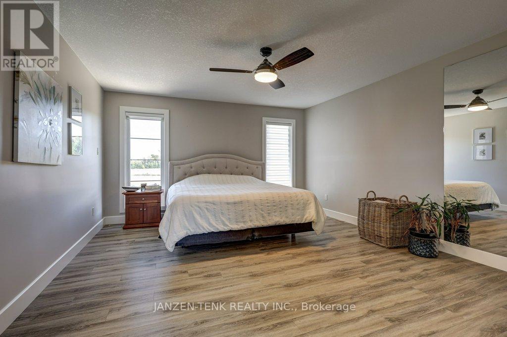 Photo 31 of 49 for 8476 Imperial Road S