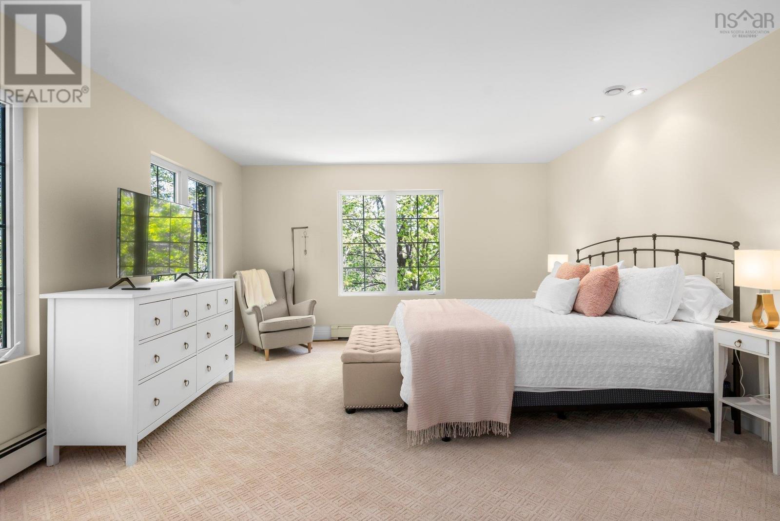 745 Young Avenue, Halifax, Nova Scotia  B3H 2V8 - Photo 18 - 202512650