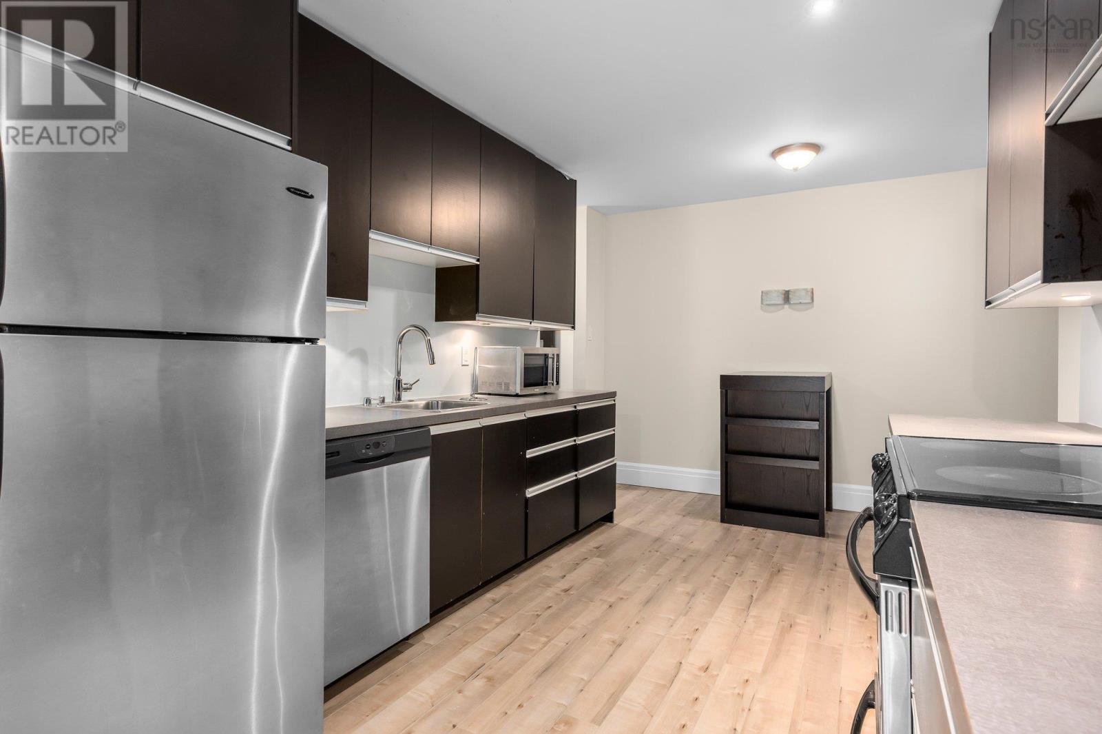 745 Young Avenue, Halifax, Nova Scotia  B3H 2V8 - Photo 39 - 202512650