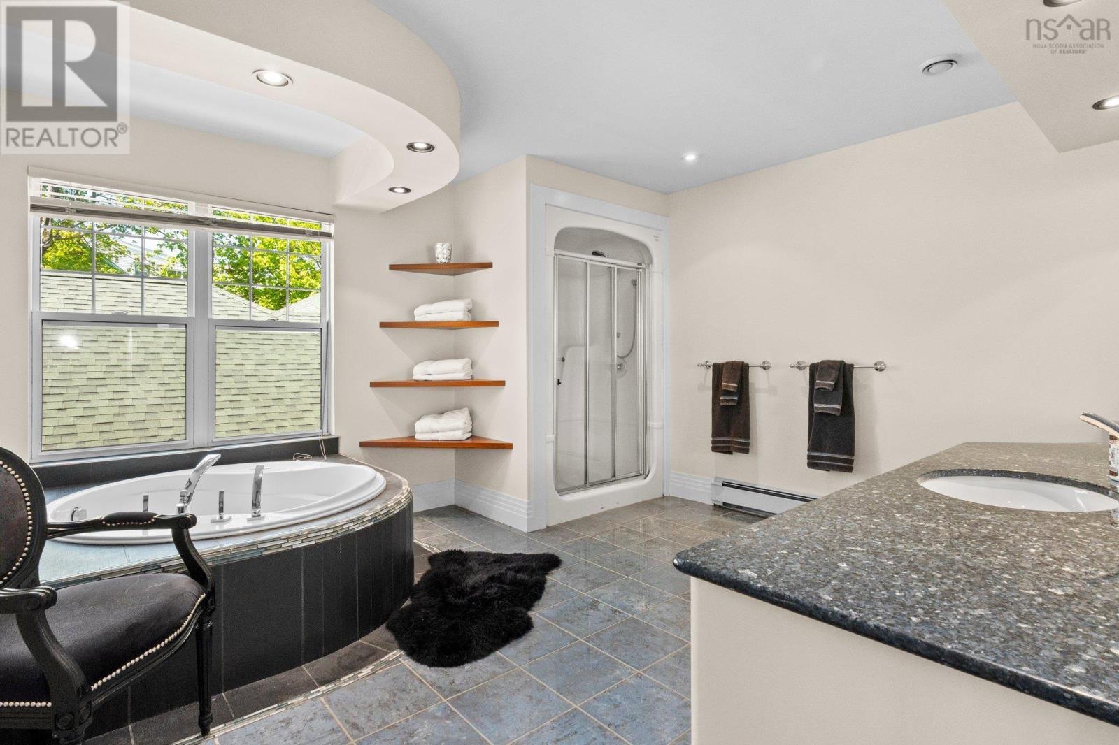 745 Young Avenue, Halifax, Nova Scotia  B3H 2V8 - Photo 29 - 202512650