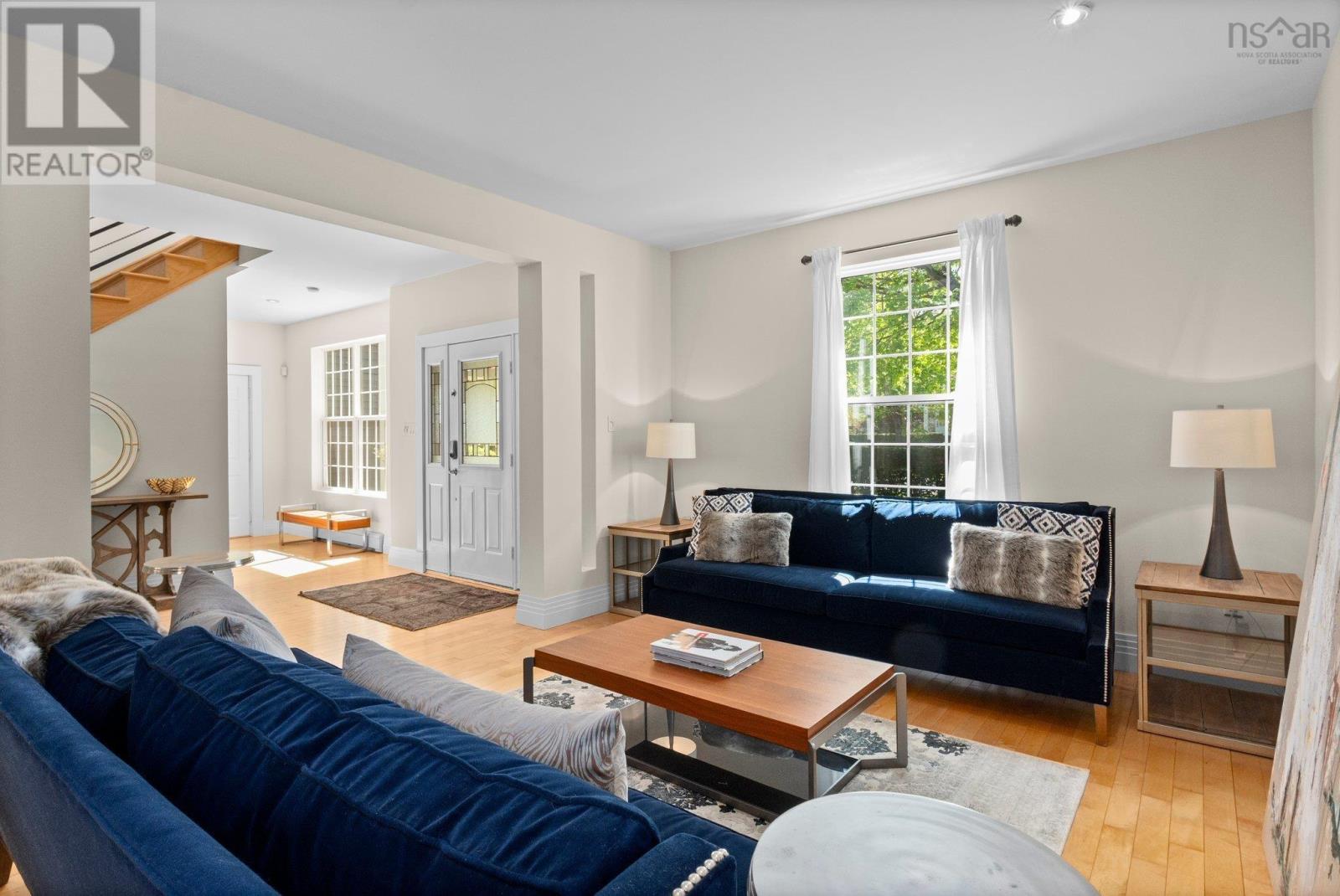 745 Young Avenue, Halifax, Nova Scotia  B3H 2V8 - Photo 4 - 202512650