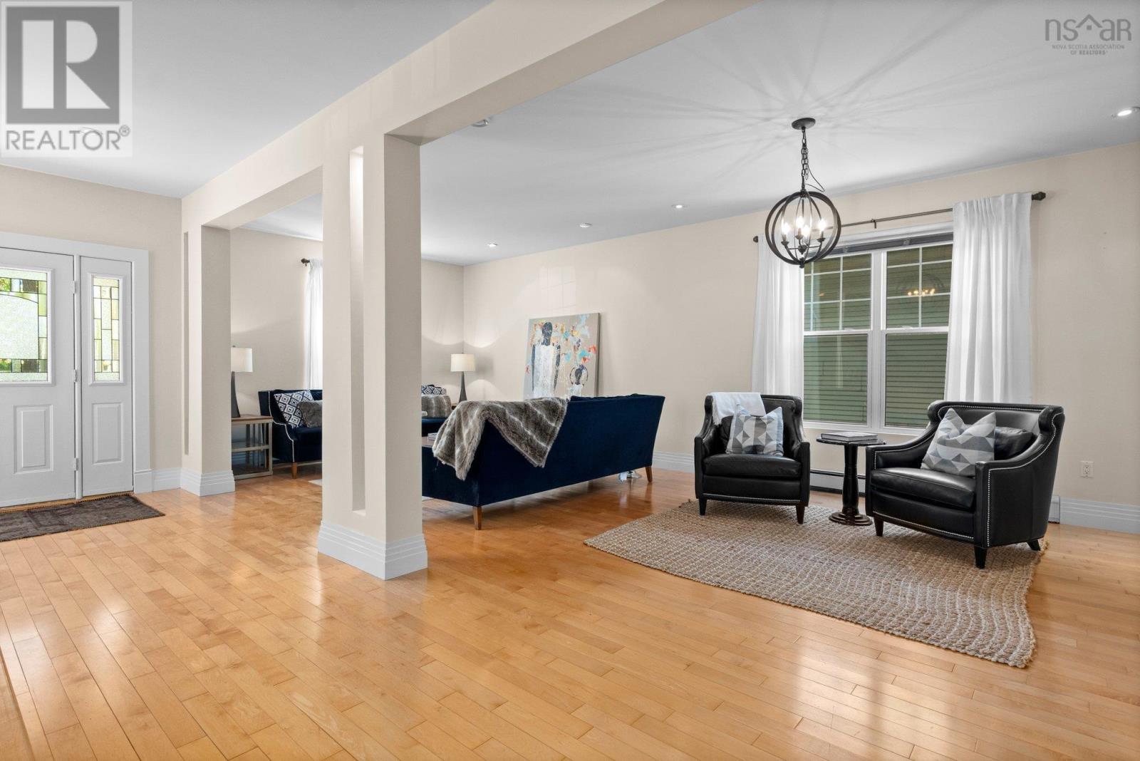 745 Young Avenue, Halifax, Nova Scotia  B3H 2V8 - Photo 7 - 202512650