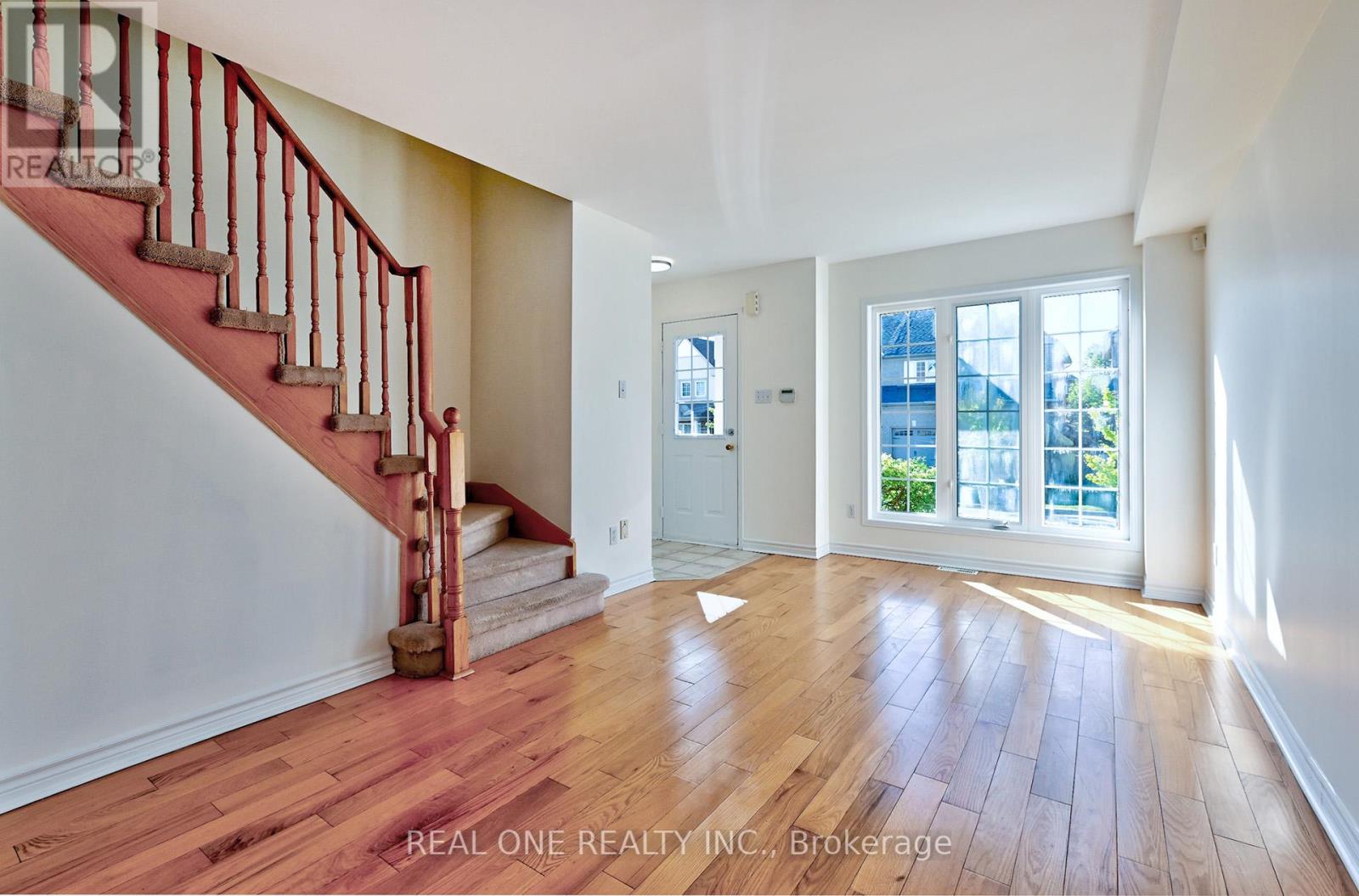177 Fred Mclaren Boulevard, Markham, Ontario  L6E 1G8 - Photo 3 - N12471016