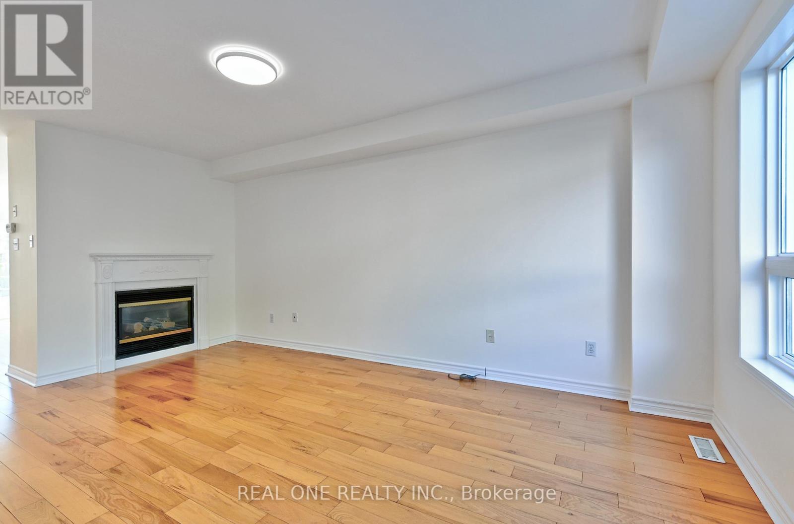 177 Fred Mclaren Boulevard, Markham, Ontario  L6E 1G8 - Photo 8 - N12471016