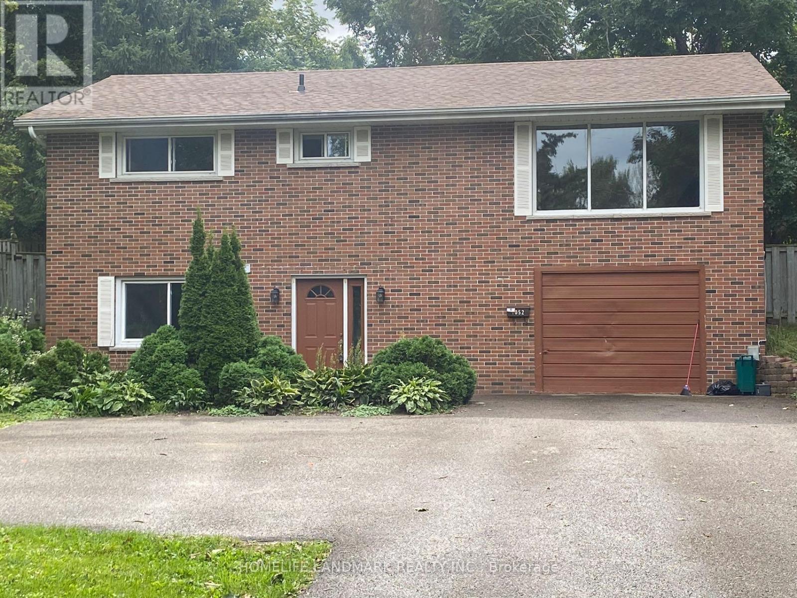 Lower - 1052 Elgin Street, Newmarket, Ontario  L3Y 3C1 - Photo 2 - N12471019