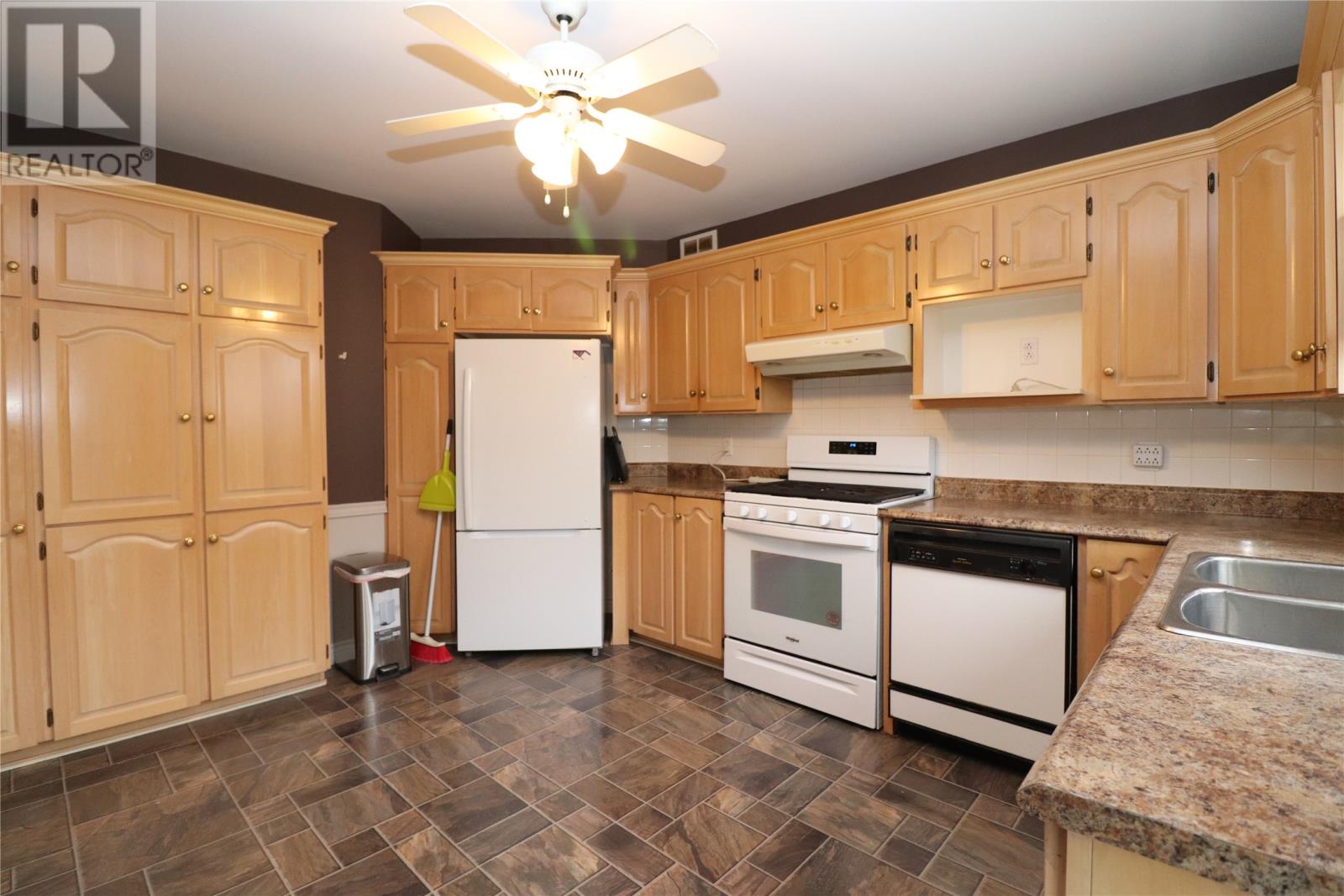 7 Madeira Court, St. John's, Newfoundland & Labrador  A1E 5K8 - Photo 9 - 1291704