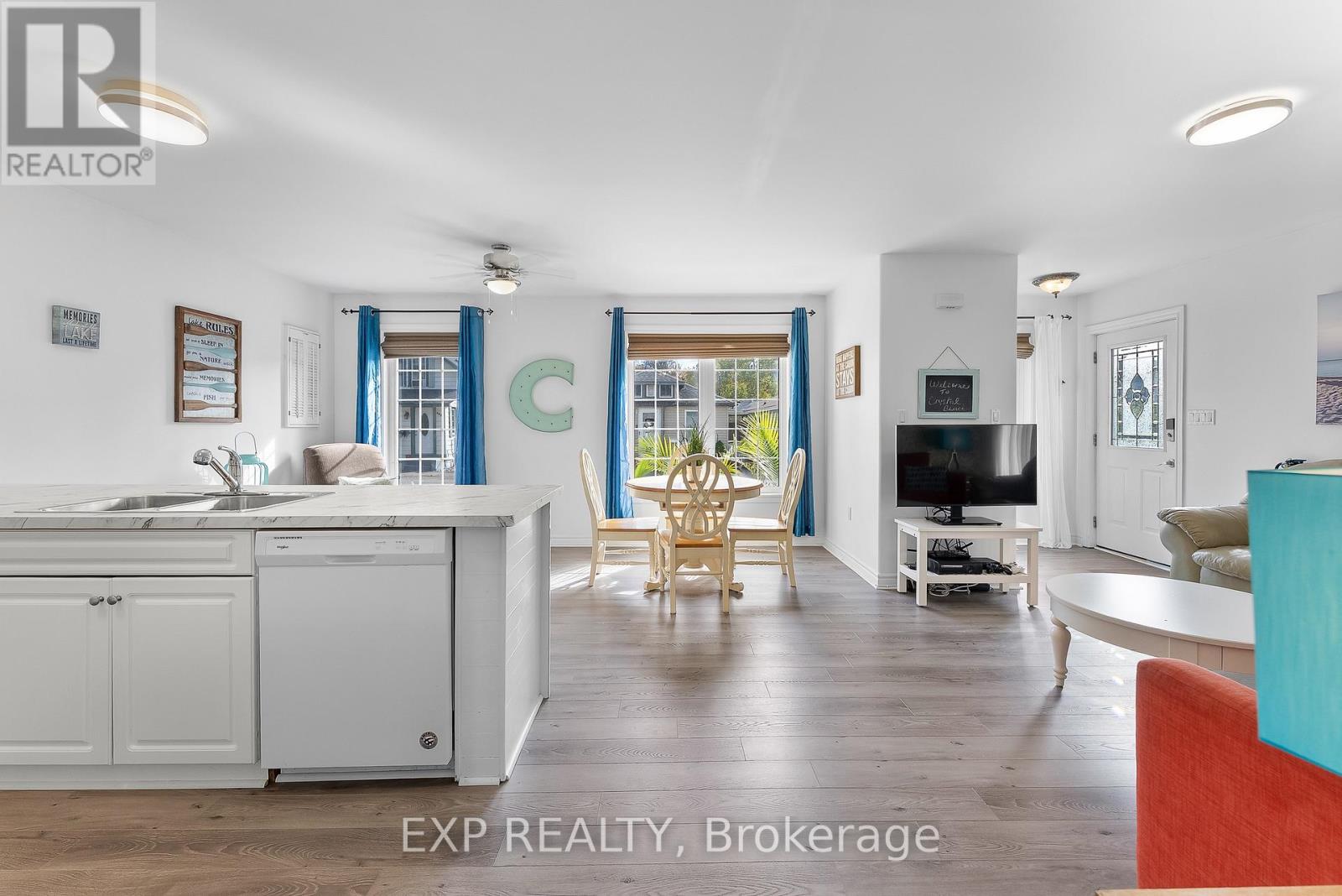 314 Lincoln Road W, Fort Erie, Ontario  L0S 1B0 - Photo 6 - X12471055