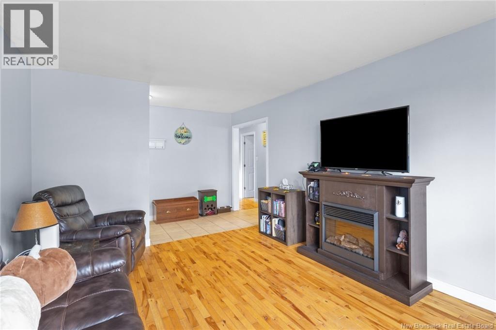 65 Mcnair Drive, Nackawic, New Brunswick  E6G 1A4 - Photo 11 - NB128780