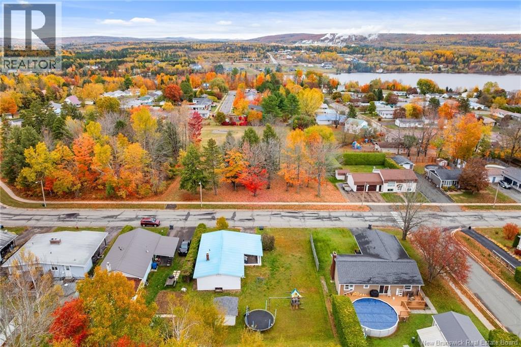 65 Mcnair Drive, Nackawic, New Brunswick  E6G 1A4 - Photo 5 - NB128780