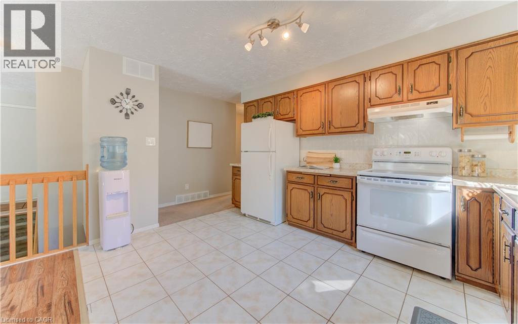 143 Clearwater Crescent, Waterloo, Ontario  N2V 1E7 - Photo 15 - 40777379