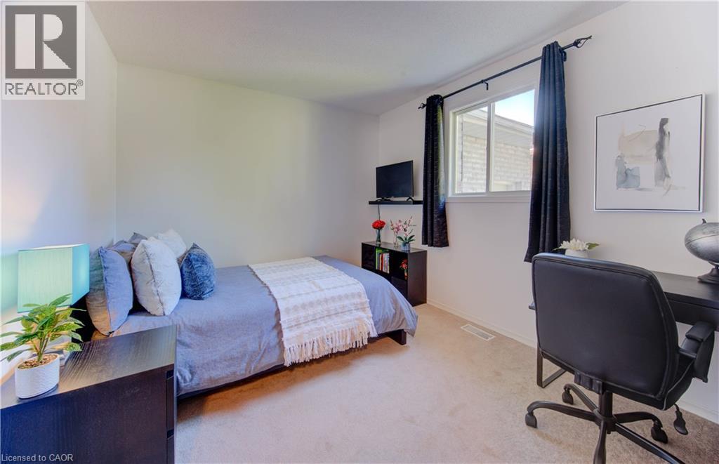 143 Clearwater Crescent, Waterloo, Ontario  N2V 1E7 - Photo 25 - 40777379