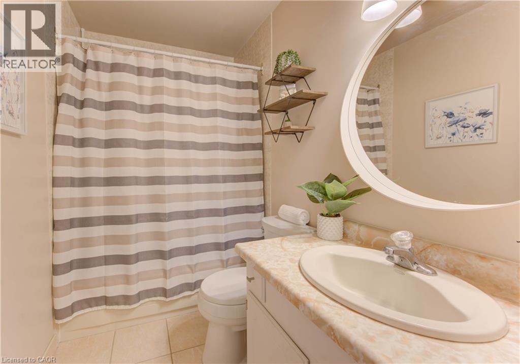 143 Clearwater Crescent, Waterloo, Ontario  N2V 1E7 - Photo 26 - 40777379