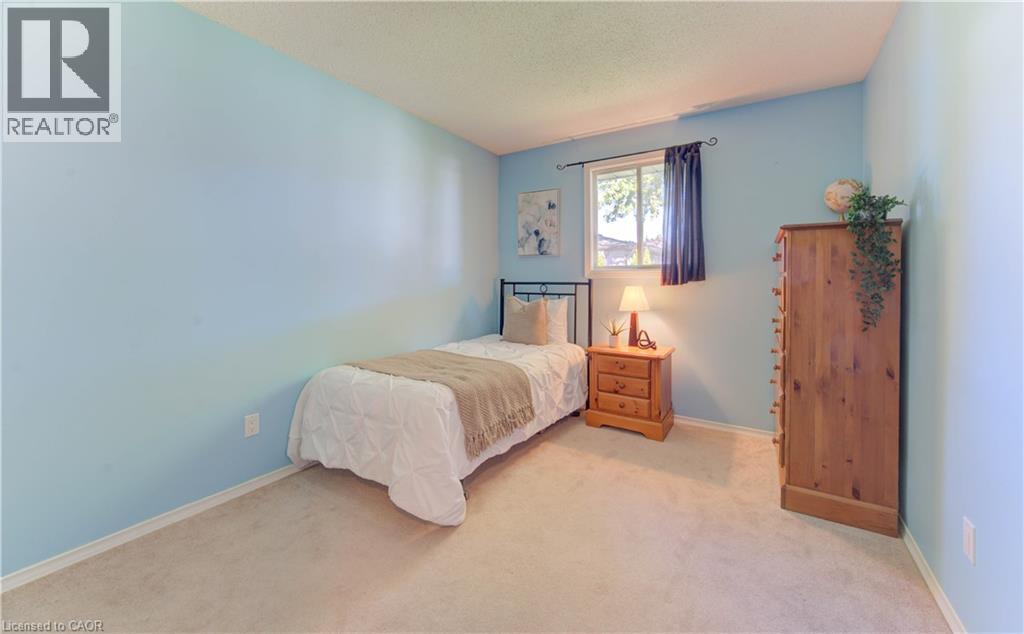 143 Clearwater Crescent, Waterloo, Ontario  N2V 1E7 - Photo 27 - 40777379