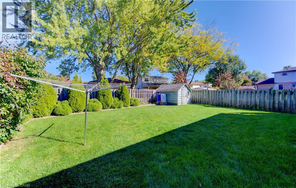 143 Clearwater Crescent, Waterloo, Ontario  N2V 1E7 - Photo 47 - 40777379