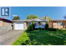 143 CLEARWATER Crescent, Waterloo, Ontario