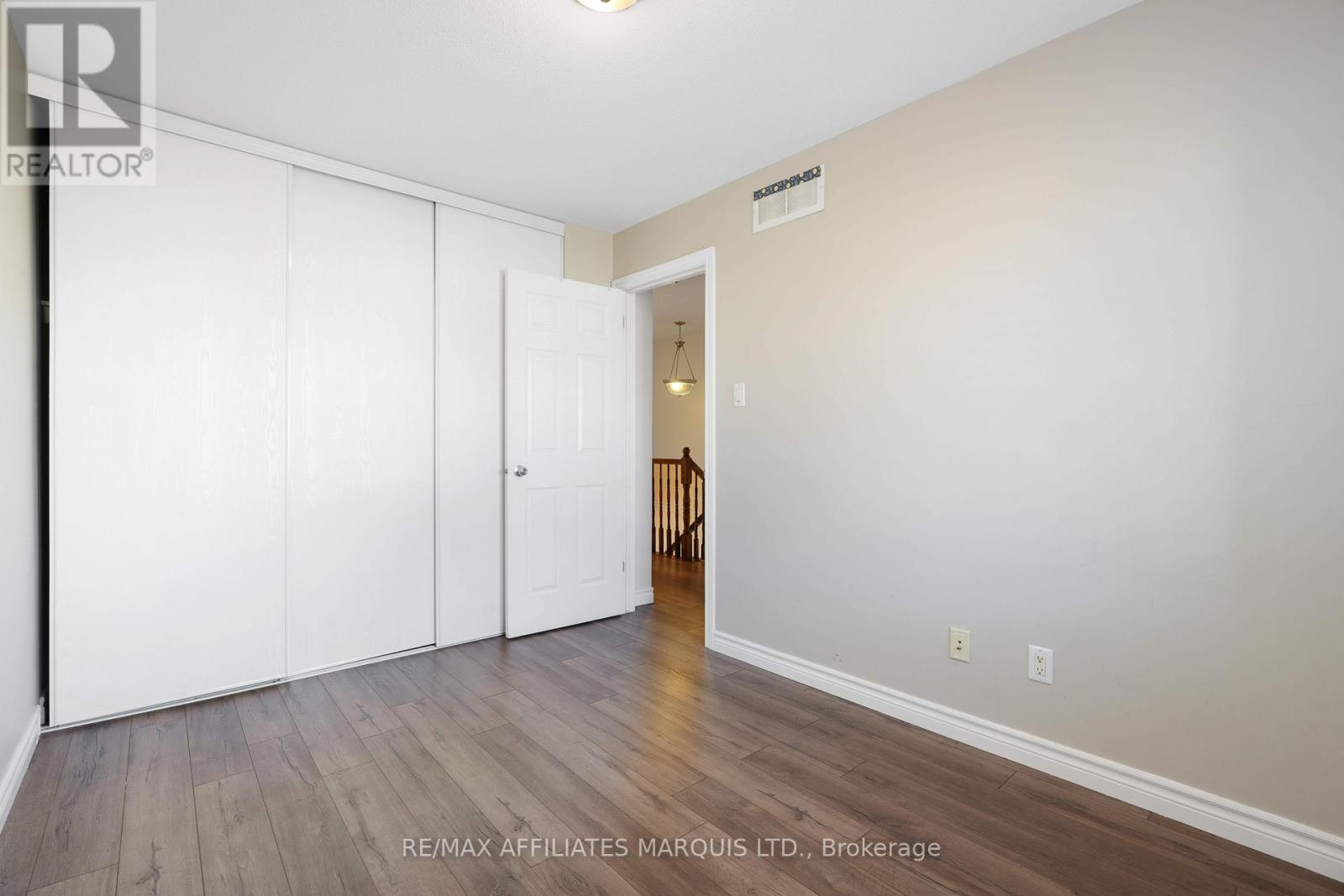 76 Indigo Street, Ottawa, Ontario  K1J 0A8 - Photo 21 - X12471062
