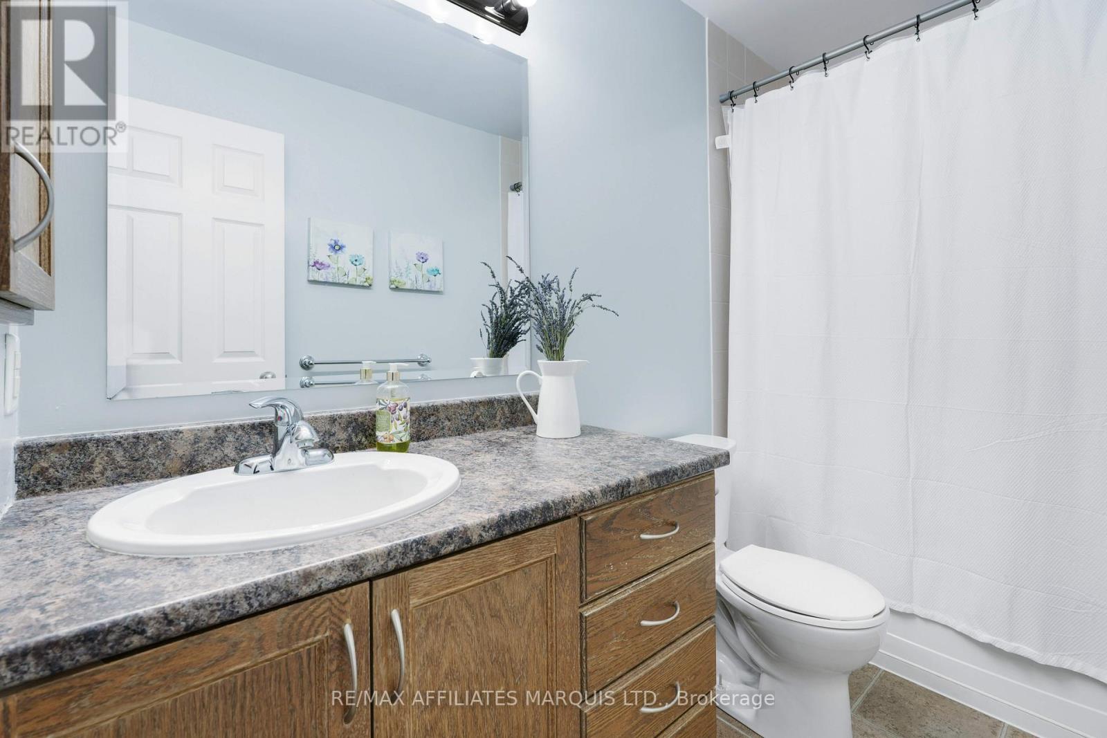 76 Indigo Street, Ottawa, Ontario  K1J 0A8 - Photo 23 - X12471062