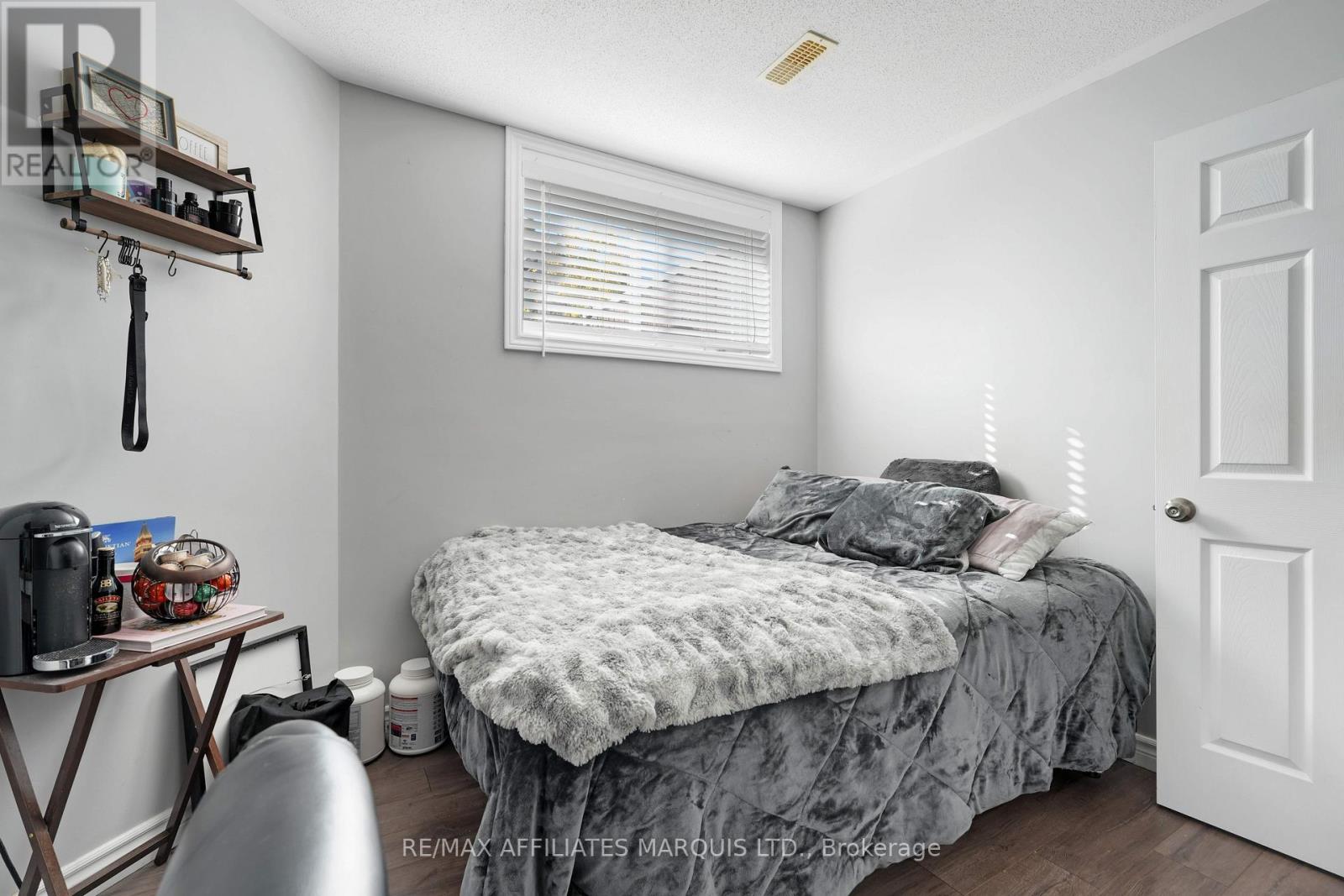 76 Indigo Street, Ottawa, Ontario  K1J 0A8 - Photo 25 - X12471062