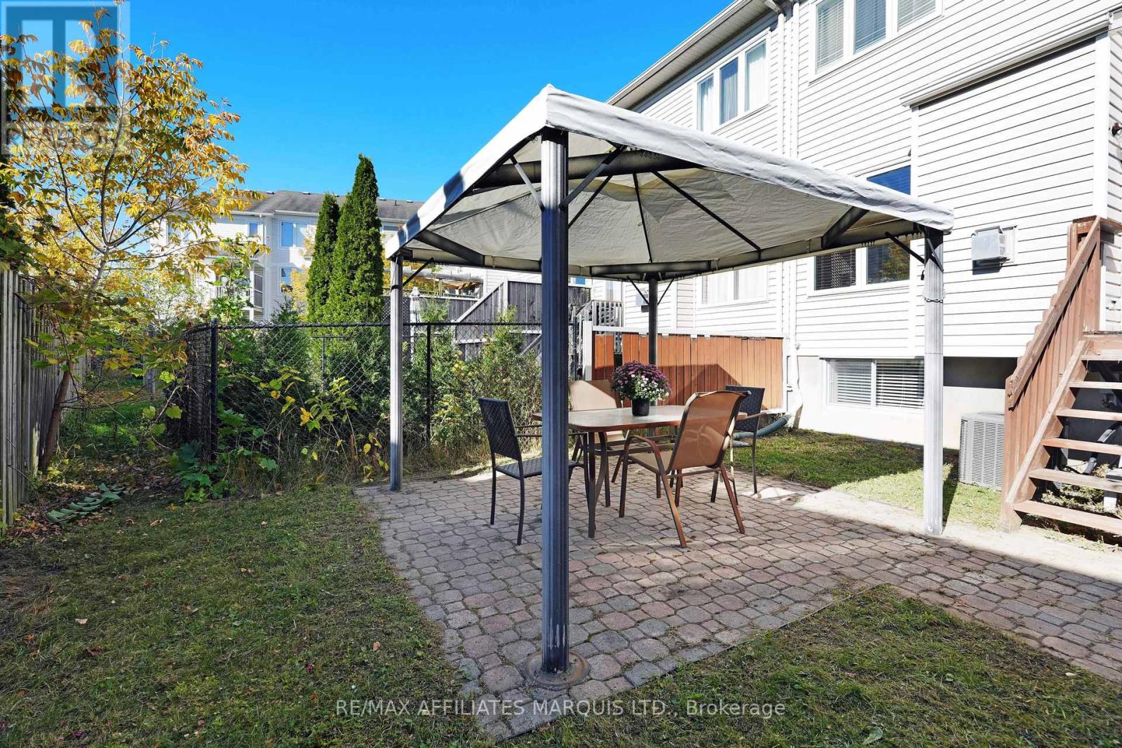 76 Indigo Street, Ottawa, Ontario  K1J 0A8 - Photo 27 - X12471062
