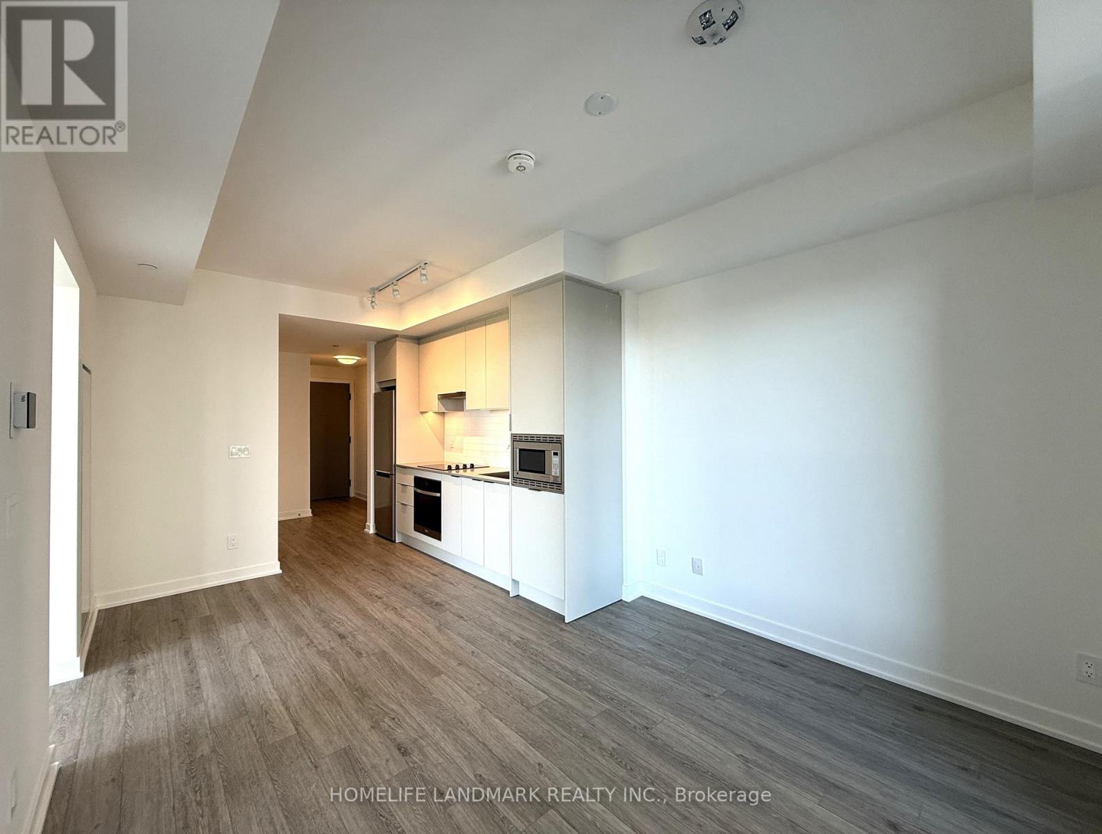 403 - 3071 Trafalgar Road, Oakville, Ontario  L6H 8C6 - Photo 16 - W12471015
