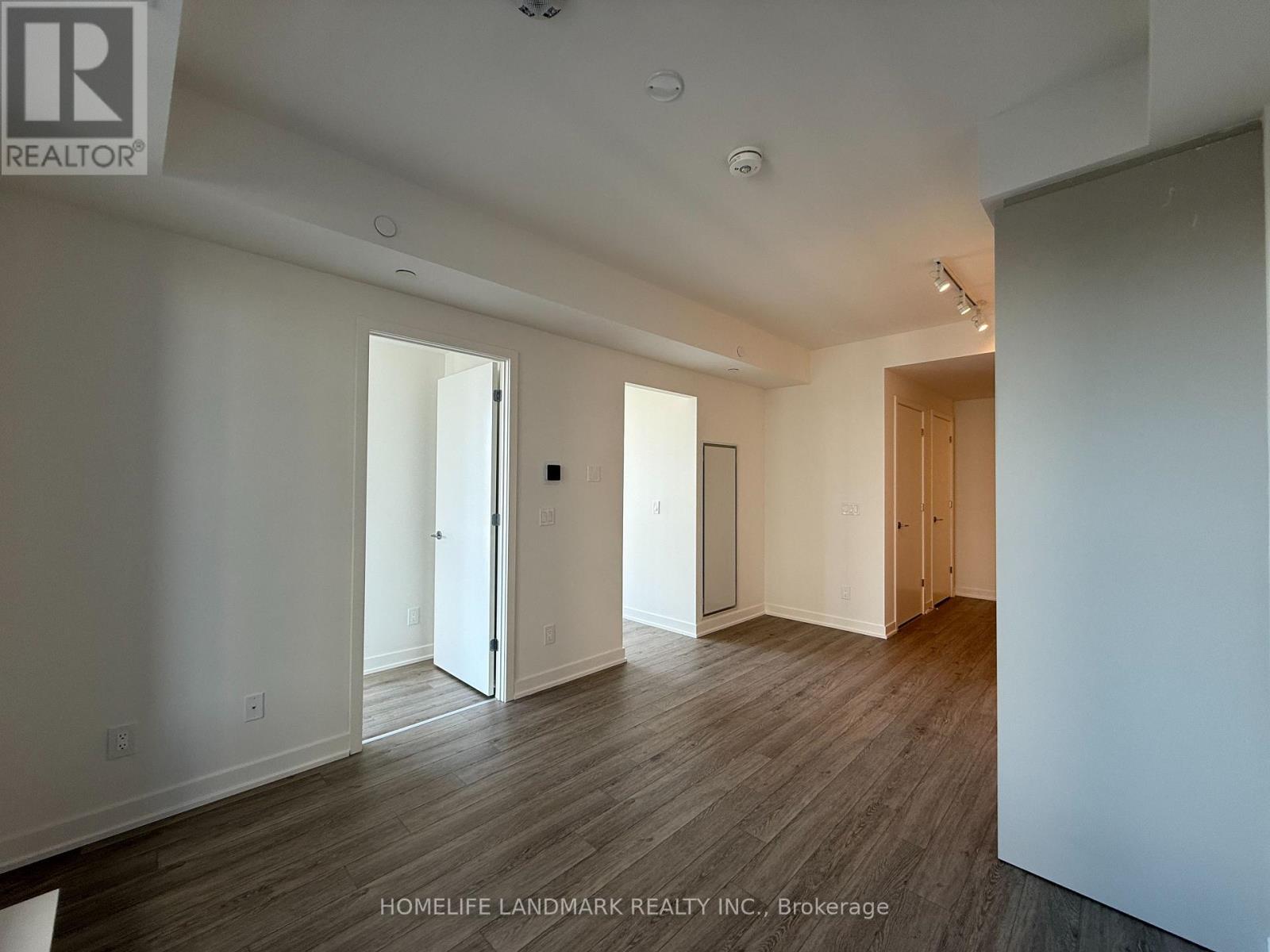 403 - 3071 Trafalgar Road, Oakville, Ontario  L6H 8C6 - Photo 17 - W12471015