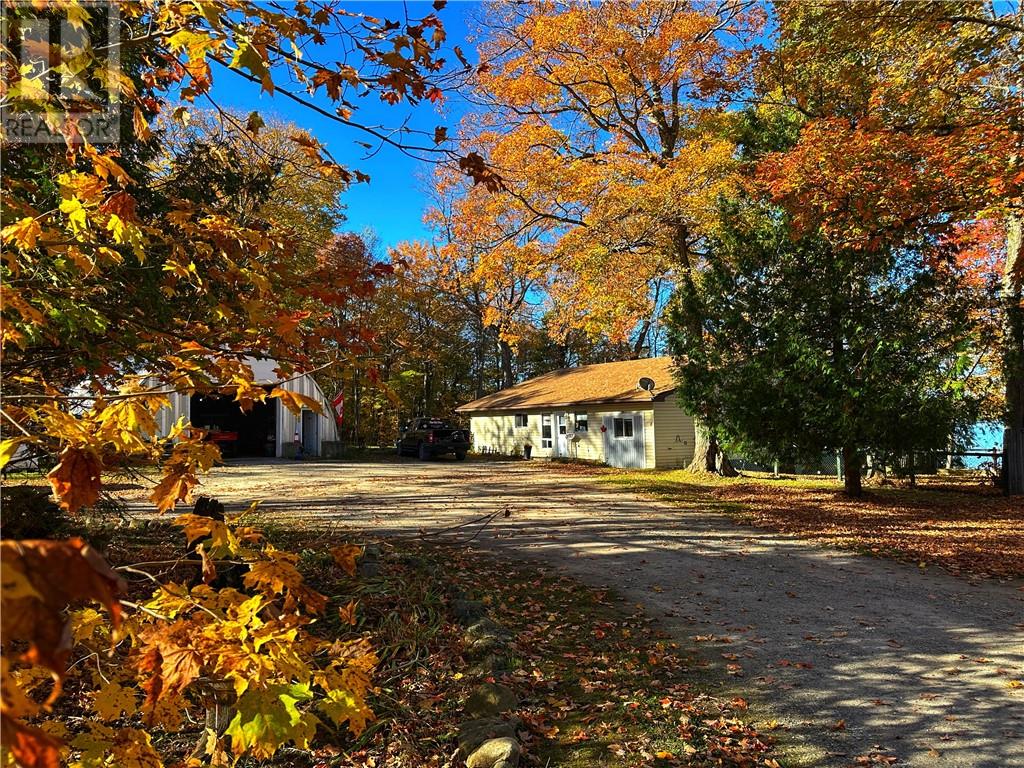 77 Digby Side Road, Mindemoya, Ontario  P0P 1S0 - Photo 3 - 2124667