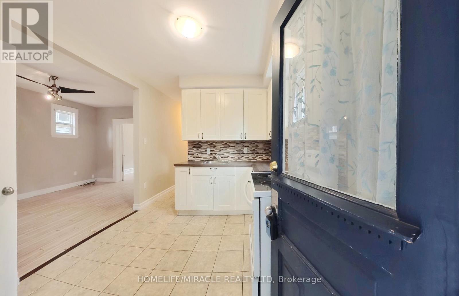 25 Spadina Avenue, Hamilton, Ontario  L8M 2W8 - Photo 22 - X12471017