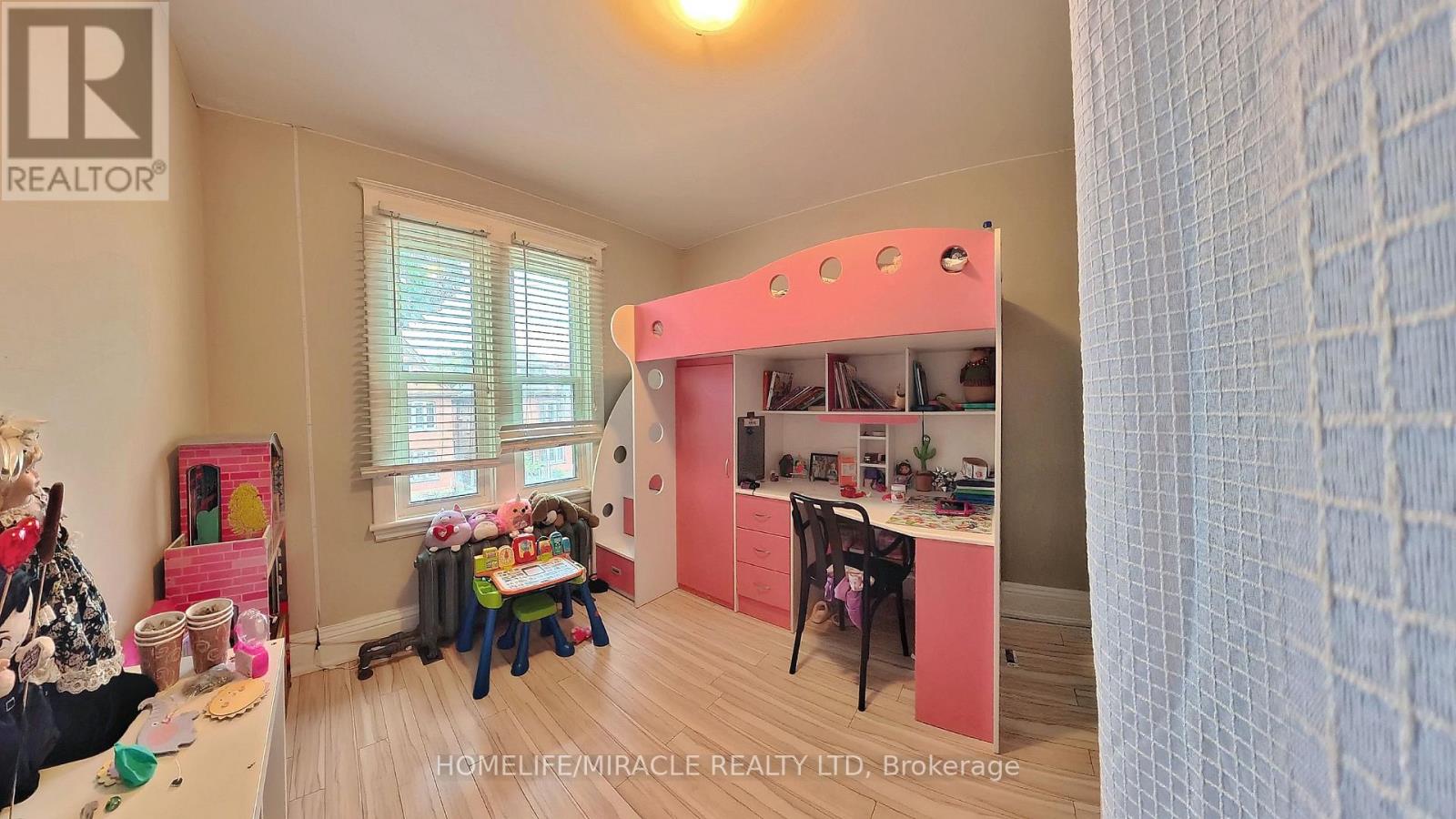 25 Spadina Avenue, Hamilton, Ontario  L8M 2W8 - Photo 25 - X12471017