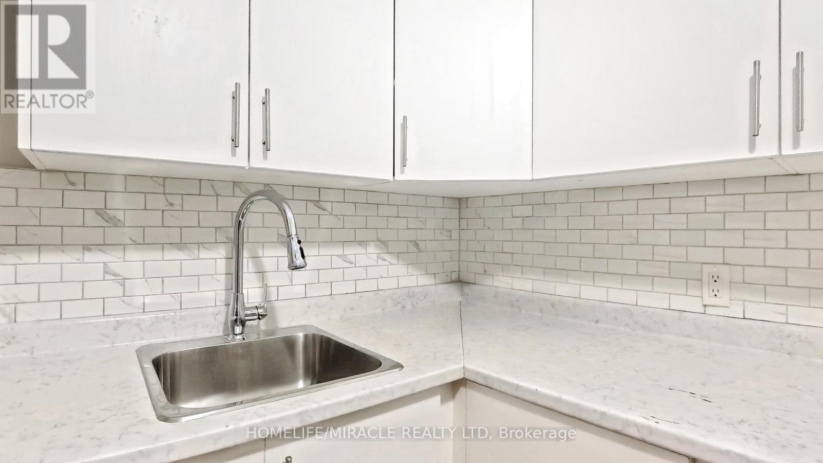 25 Spadina Avenue, Hamilton, Ontario  L8M 2W8 - Photo 30 - X12471017