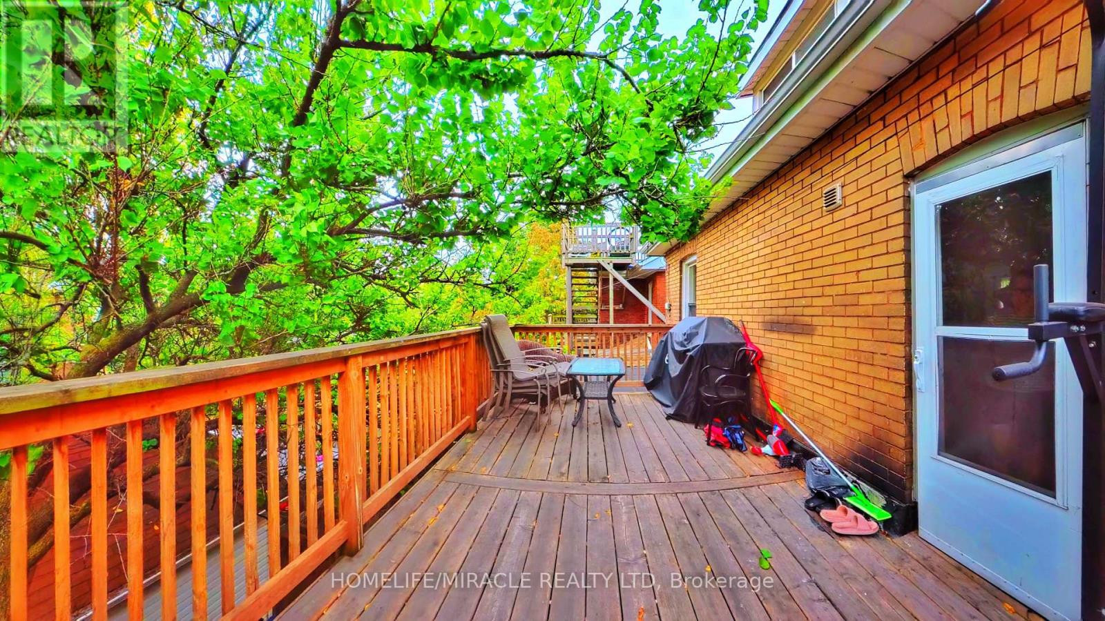 25 Spadina Avenue, Hamilton, Ontario  L8M 2W8 - Photo 34 - X12471017
