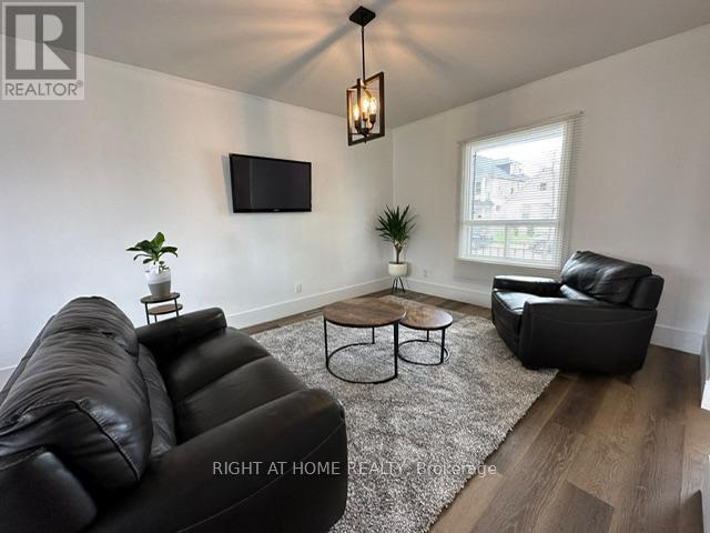 477 Pierre Avenue, Windsor, Ontario  N9A 2J9 - Photo 4 - X12471035