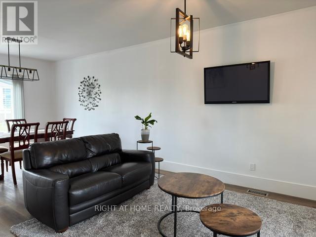 477 Pierre Avenue, Windsor, Ontario  N9A 2J9 - Photo 8 - X12471035