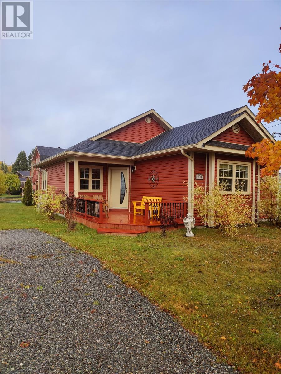 101 Main Street, Glovertown, Newfoundland & Labrador  A0G 2L0 - Photo 1 - 1291711