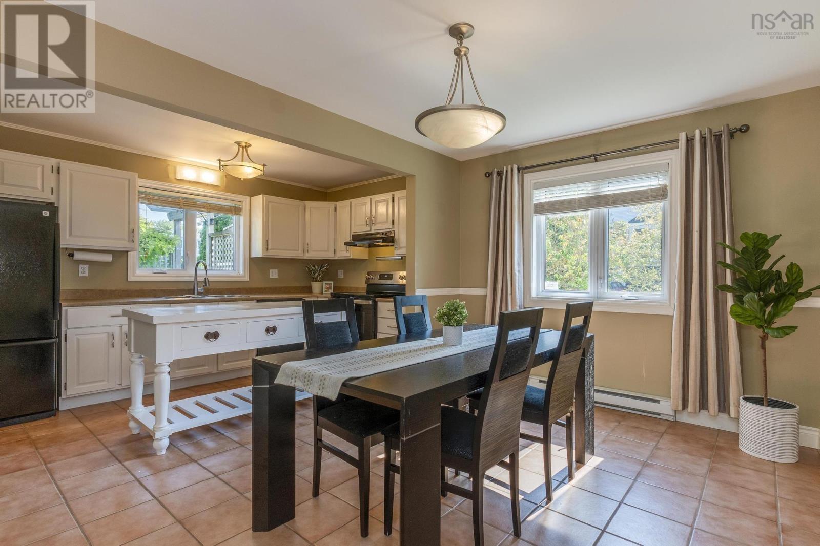 18 Anahid Court, Bedford, Nova Scotia  B4A 3X2 - Photo 5 - 202520547