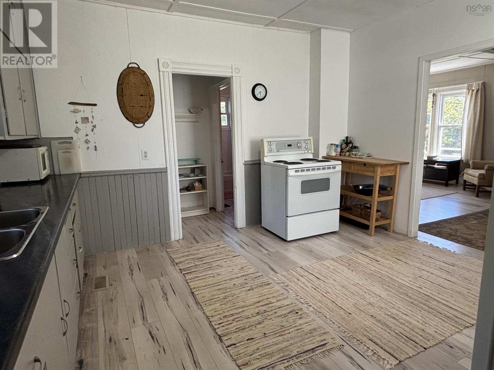 18 Central Port Mouton Road, Port Mouton, Nova Scotia  B0T 1T0 - Photo 8 - 202523936