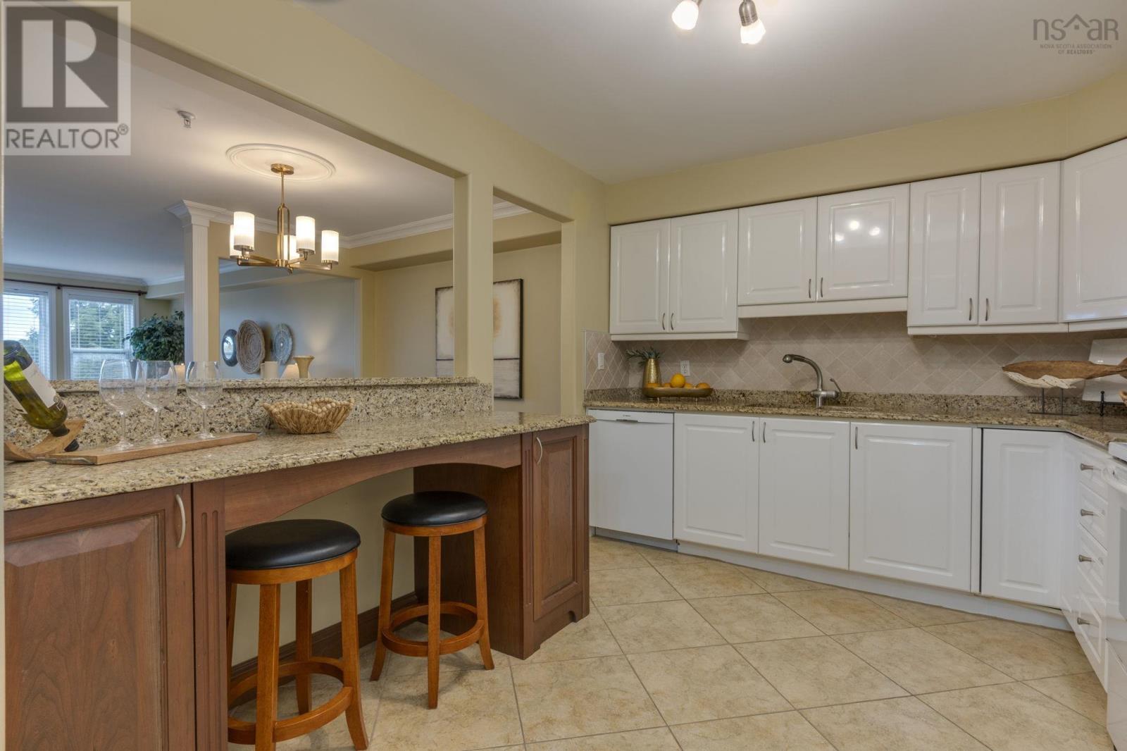 304 2 Lake Drive, Bedford, Nova Scotia  B4A 4H7 - Photo 5 - 202526164