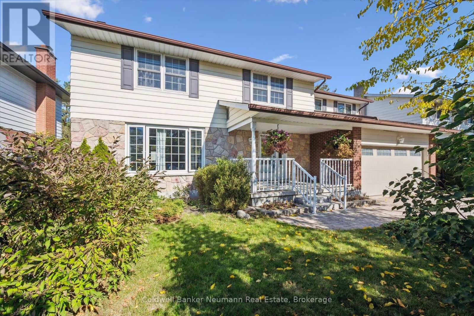 10 CARMINE PLACE, Guelph, Ontario