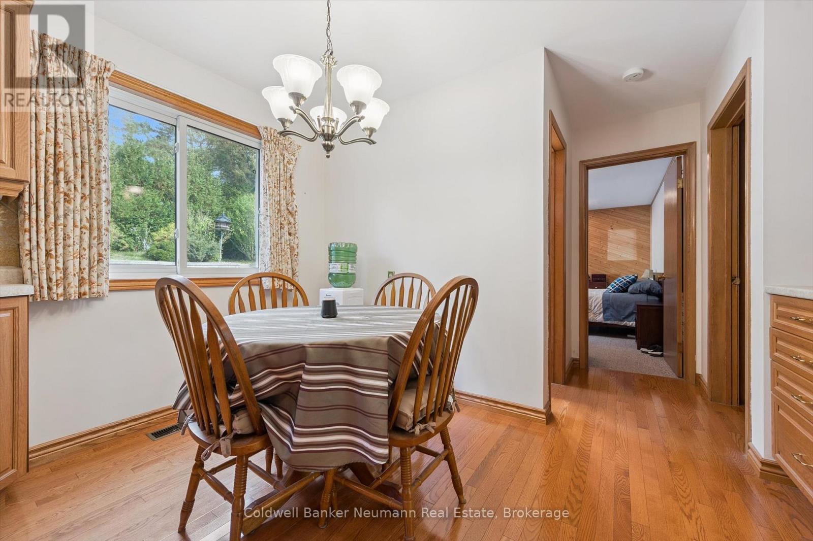 10 Carmine Place, Guelph (Victoria North), Ontario  N1E 3V1 - Photo 12 - X12471082