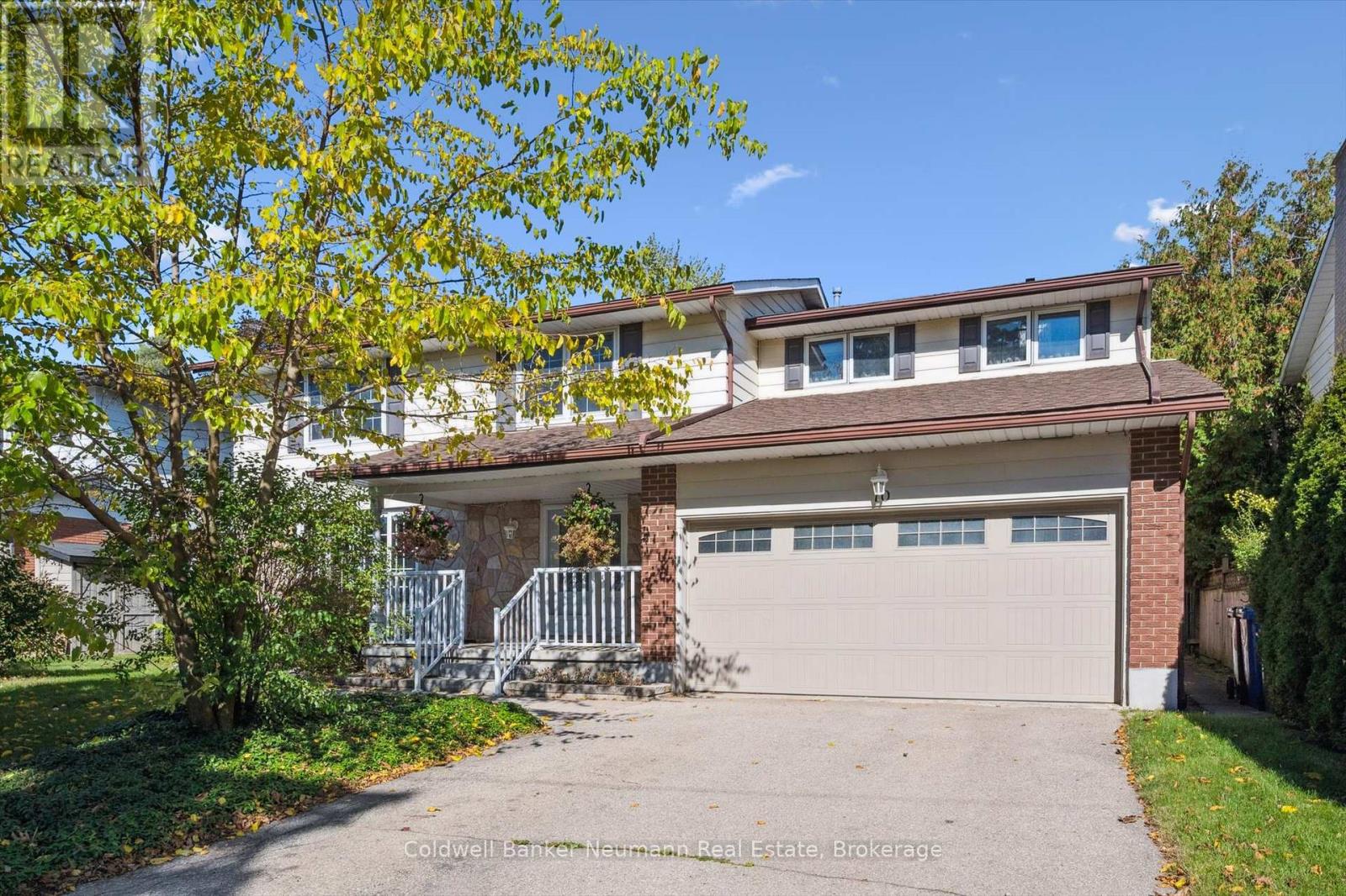 10 Carmine Place, Guelph (Victoria North), Ontario  N1E 3V1 - Photo 3 - X12471082