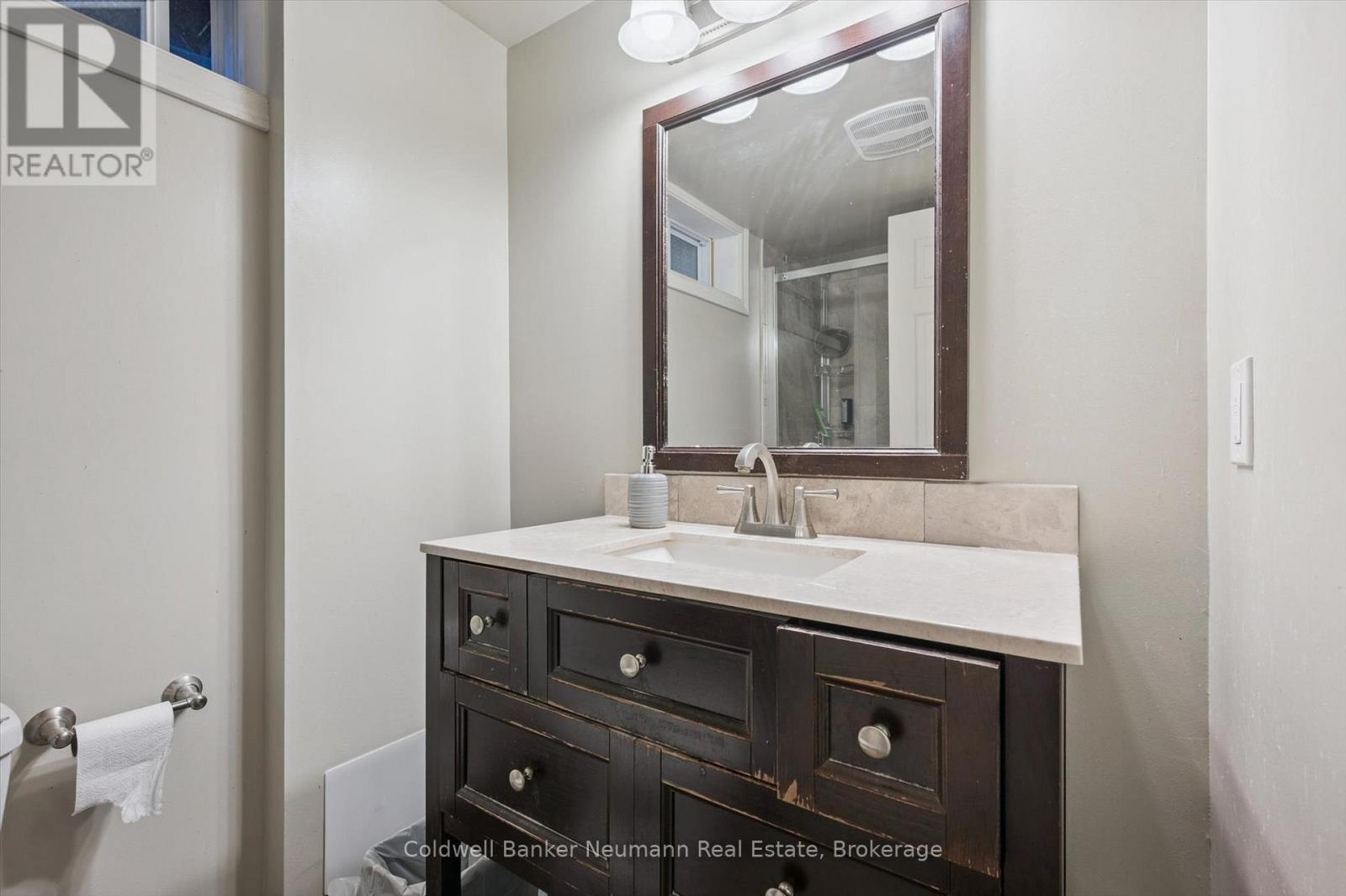 10 Carmine Place, Guelph (Victoria North), Ontario  N1E 3V1 - Photo 33 - X12471082
