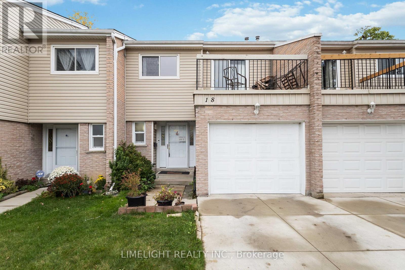 18 - 669 Osgoode Drive, London South, Ontario  N6E 2C7 - Photo 2 - X12471080