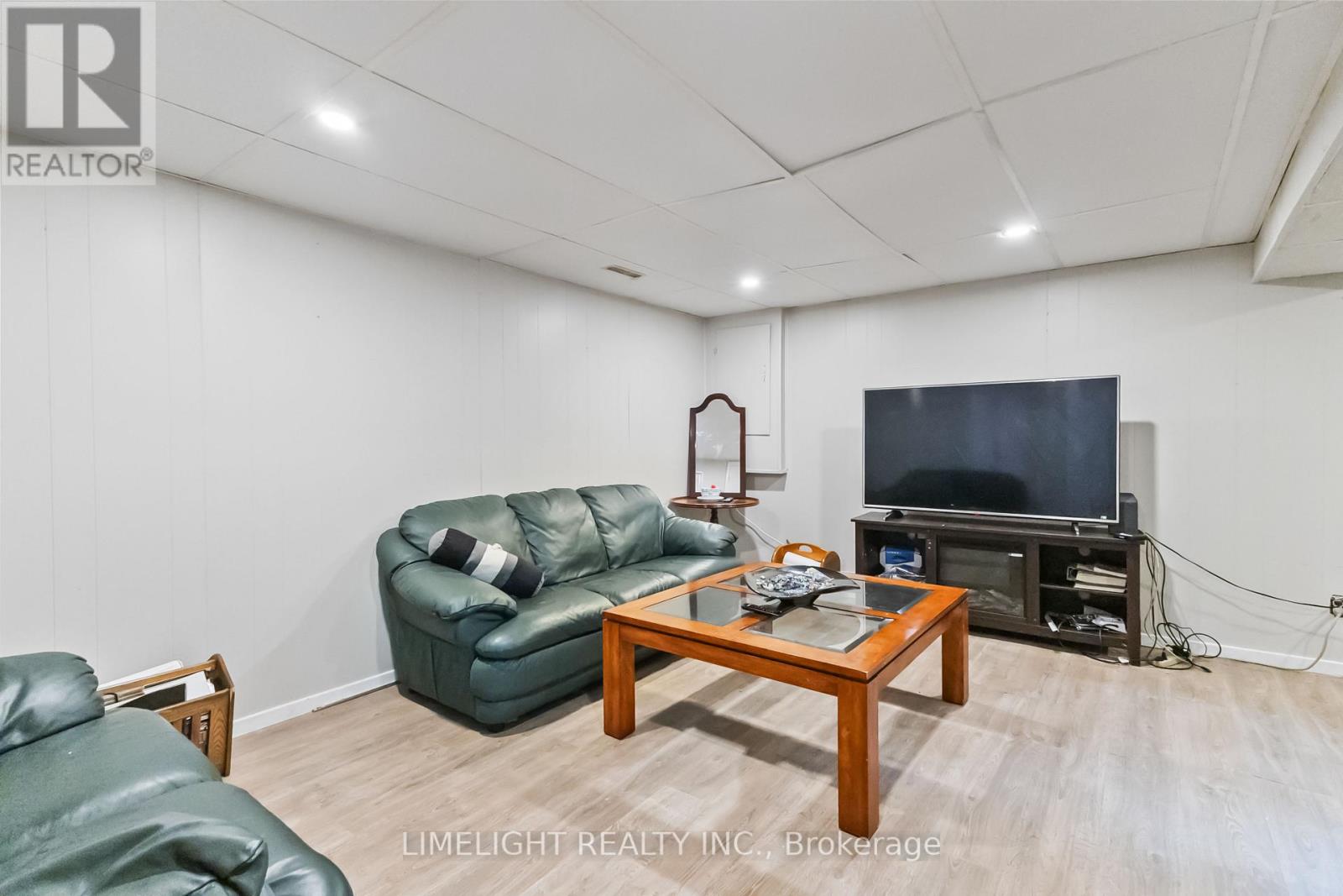 18 - 669 Osgoode Drive, London South, Ontario  N6E 2C7 - Photo 28 - X12471080