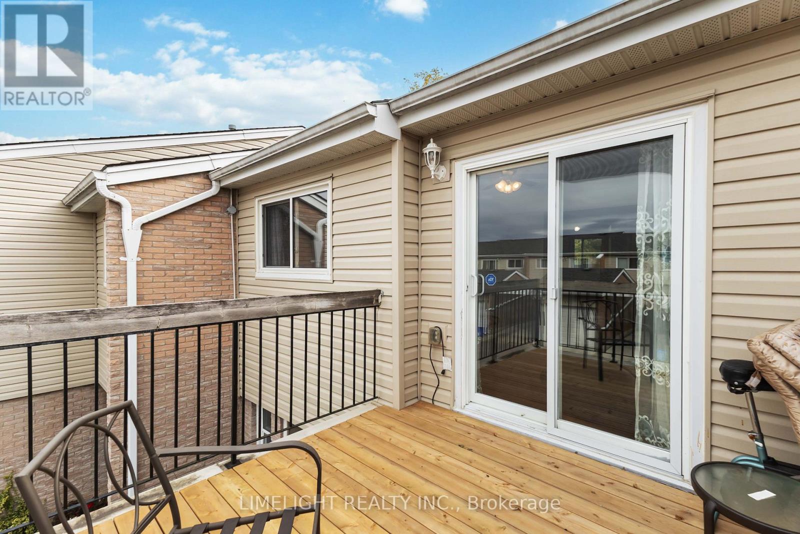 18 - 669 Osgoode Drive, London South, Ontario  N6E 2C7 - Photo 30 - X12471080