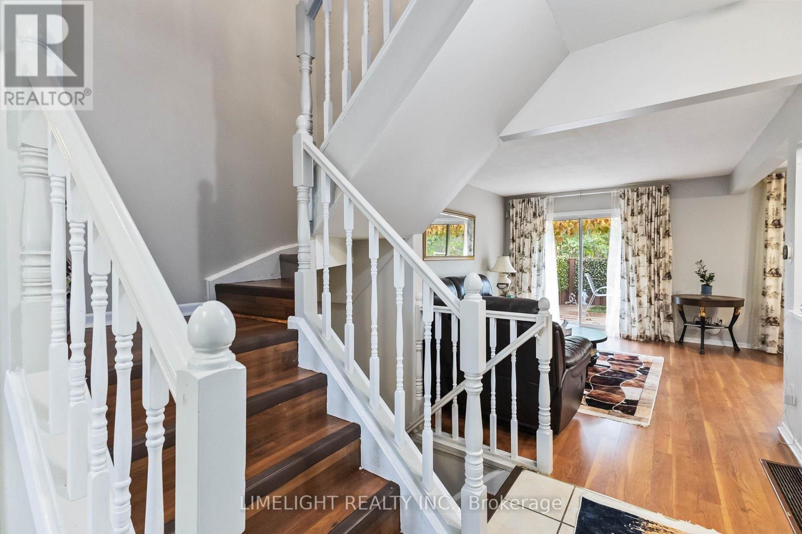 18 - 669 Osgoode Drive, London South, Ontario  N6E 2C7 - Photo 5 - X12471080