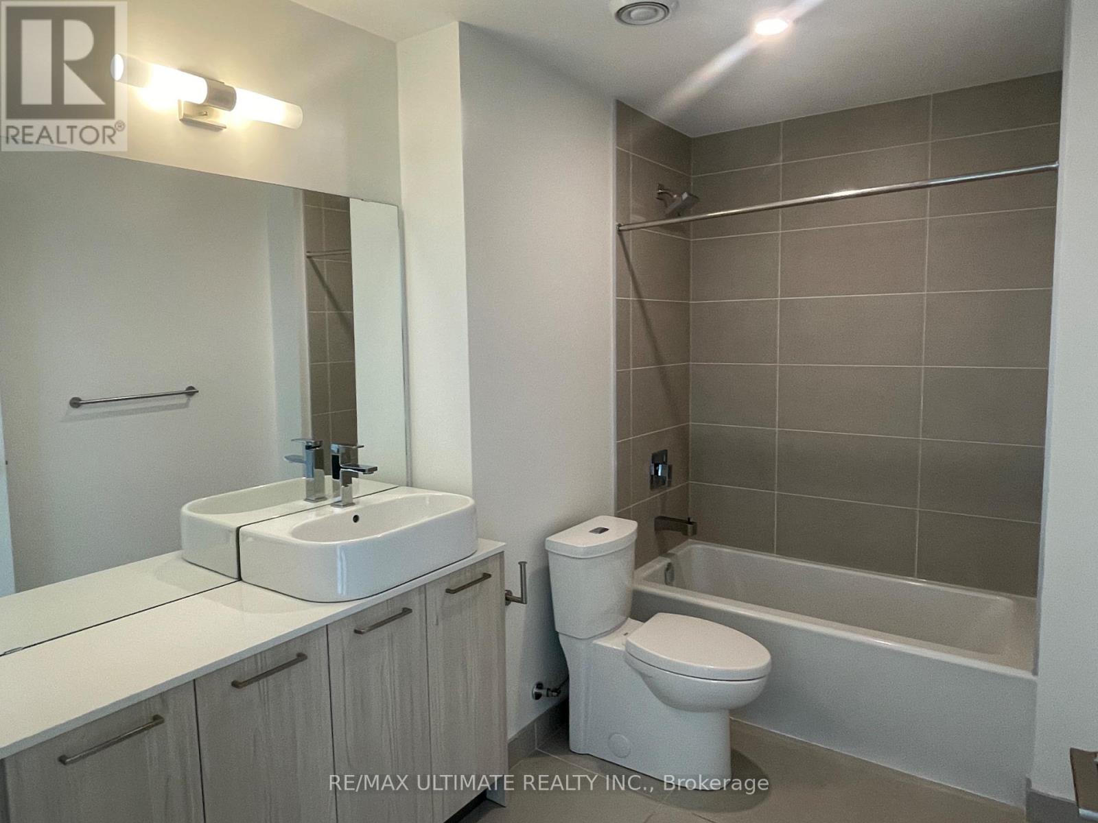 2409 - 65 Mutual Street, Toronto, Ontario  M5B 0E5 - Photo 10 - C12471050